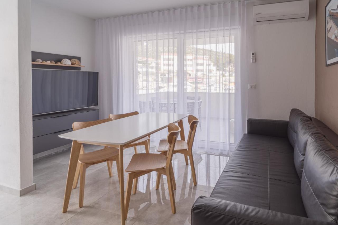 Blue Marina Apartments エクステリア 写真